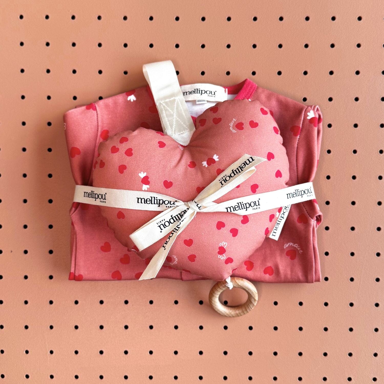 coffret naissance pyjama coeur